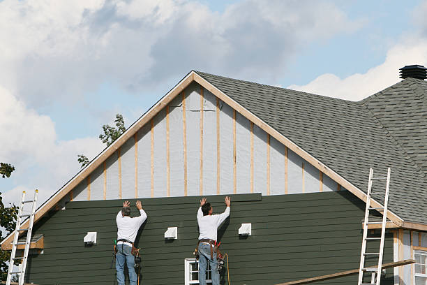 Professional Siding Installation technician working in Yellow Springs, OH